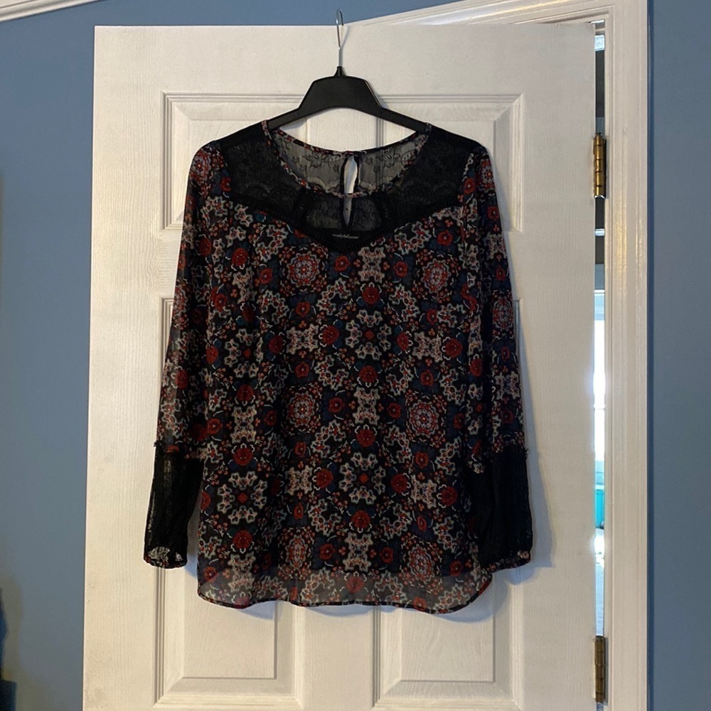 Wendy Bellissimo womens top; size small